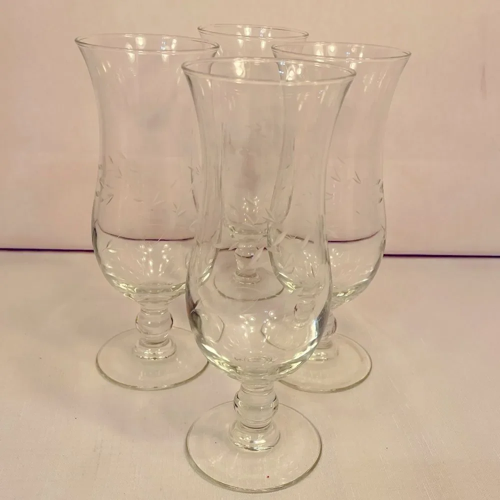 4 VINTAGE PRINCESS HOUSE HURRICANE GLASSES IN HERITAGE PATTERN LIKE NEW
